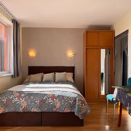 Apartamento тихая студия с отличным видом!